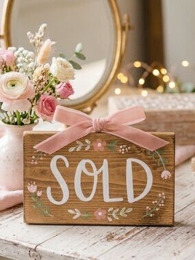 ‼️SOLD‼️ Coach Leatherware mini baguette-style shoulder bag